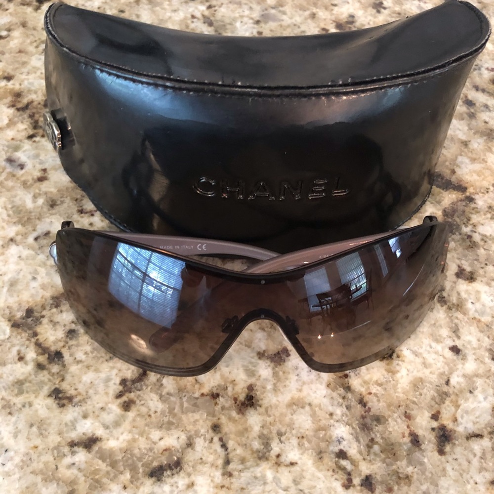 Chanel CC Sunglasses Brown 100% Authentic